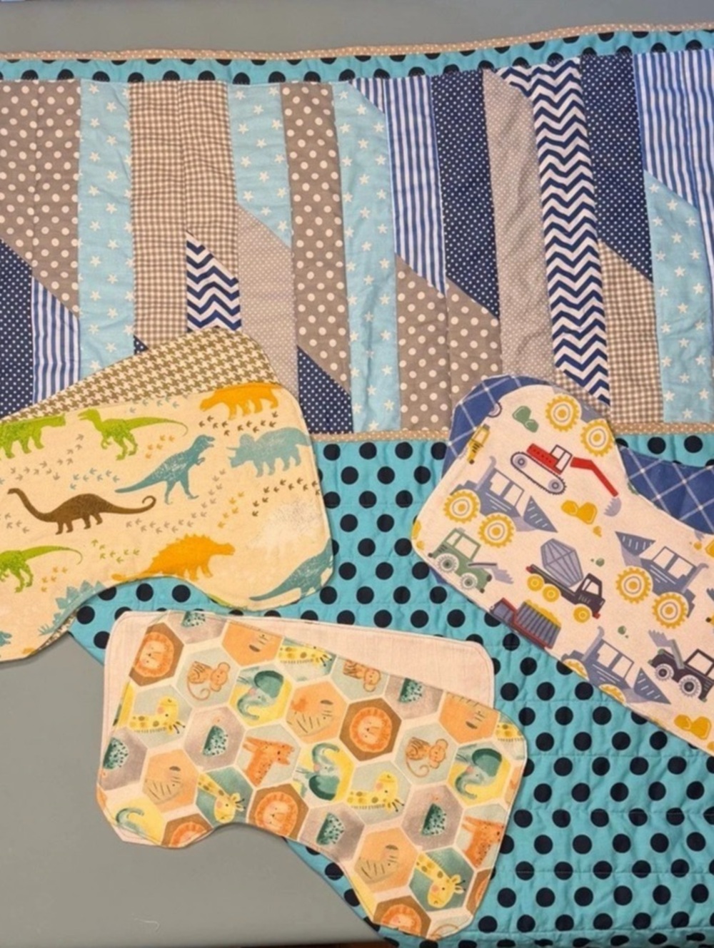 Kids Quilt &  Bib Set in Blue & Multicolor